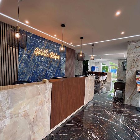 Hotel Restaurant Le Relais - Pau Nord Lons Exterior foto