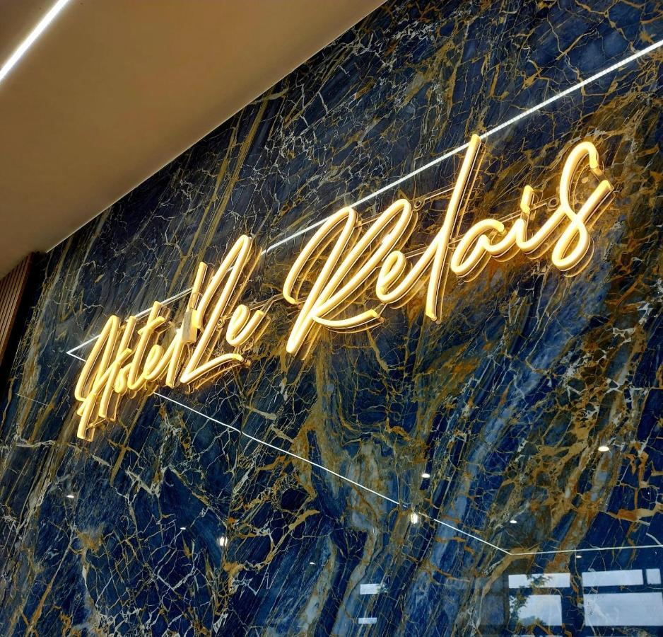 Hotel Restaurant Le Relais - Pau Nord Lons Exterior foto